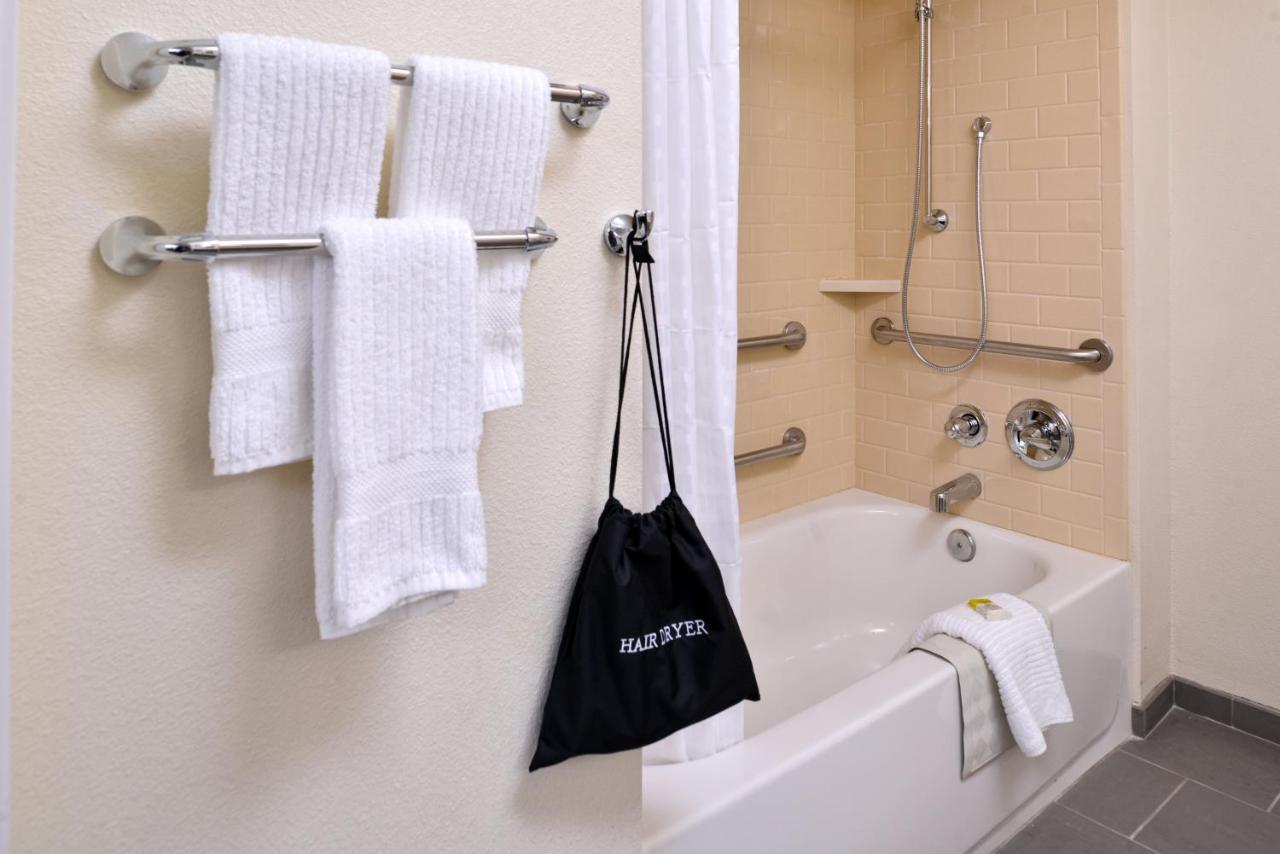 Candlewood Suites - Lodi By Ihg Eksteriør billede